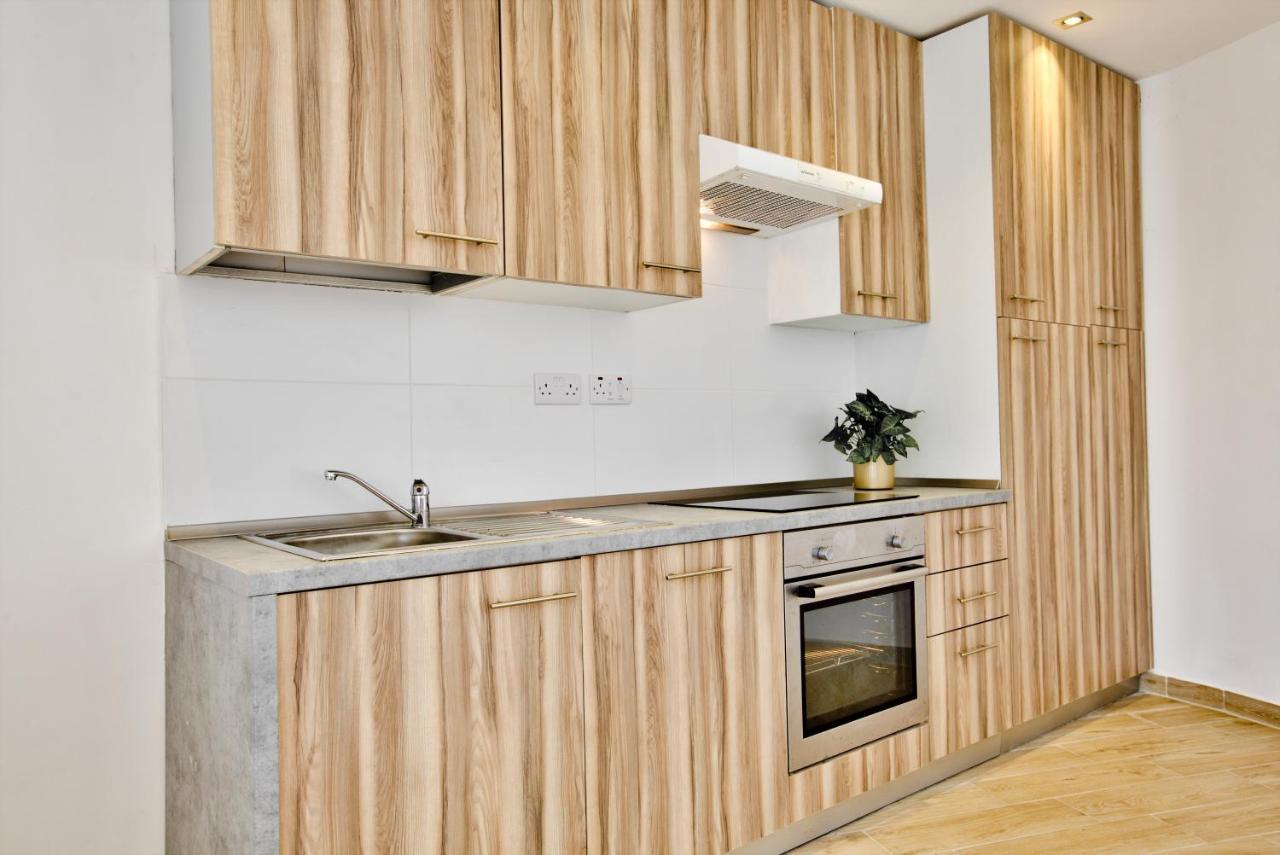 Sliema Duplex Penthouse With Sea Views & Private Terrace By Shortletsmalta公寓 外观 照片